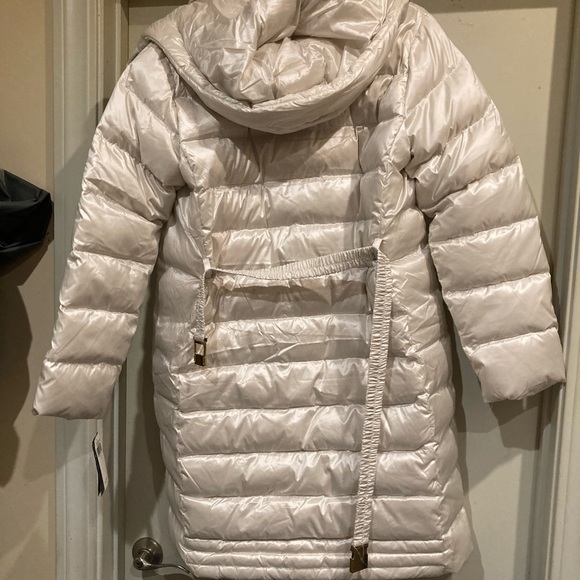 Ralph Lauren Women’s Puffer Down Feather Coat - Picture 3 of 8